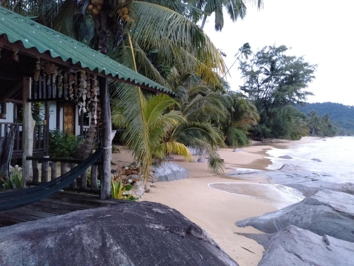 Beach House Kampung Genting ภายนอก รูปภาพ