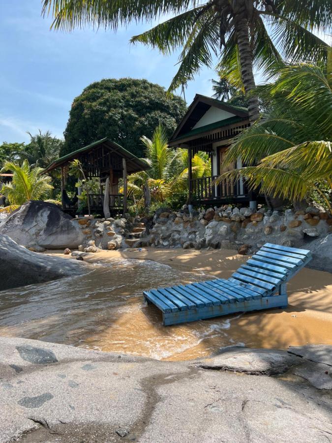 Beach House Kampung Genting ภายนอก รูปภาพ