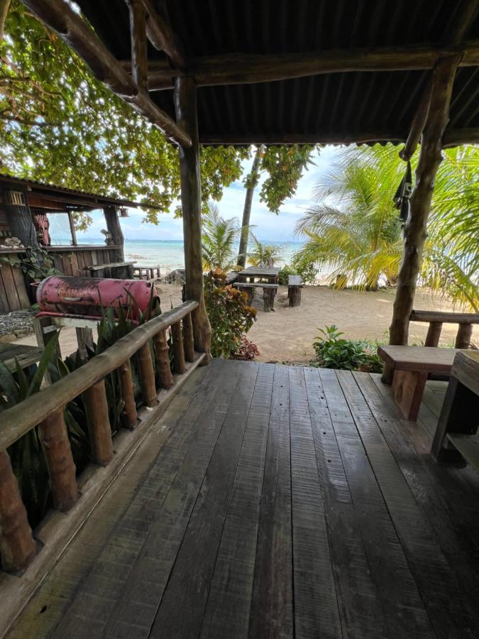 Beach House Kampung Genting ภายนอก รูปภาพ