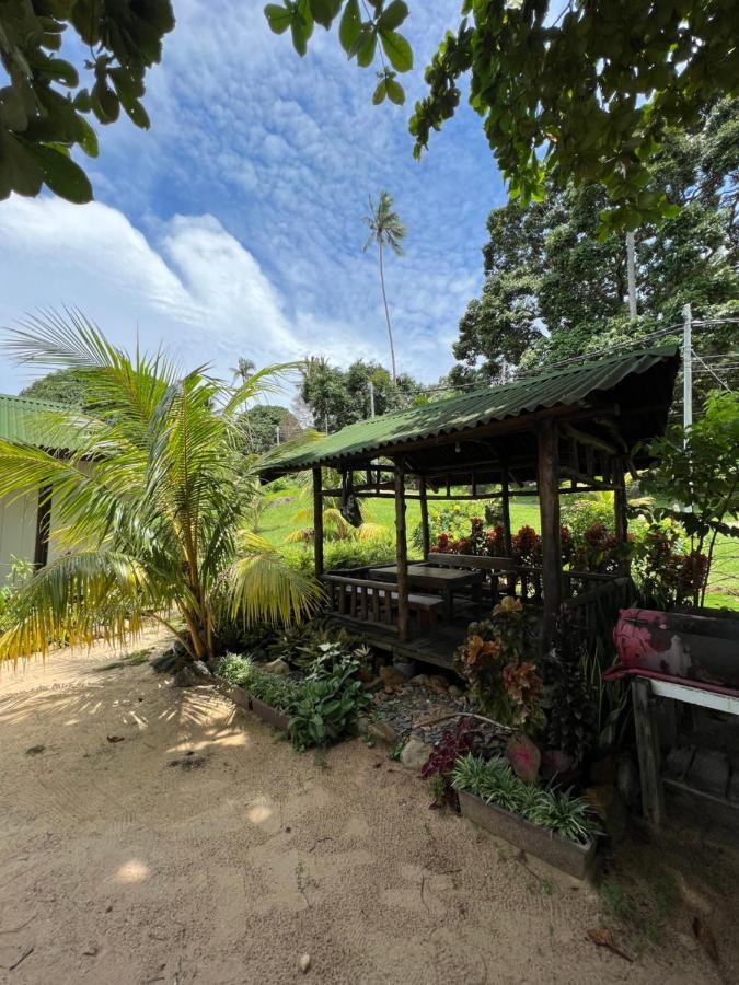 Beach House Kampung Genting ภายนอก รูปภาพ