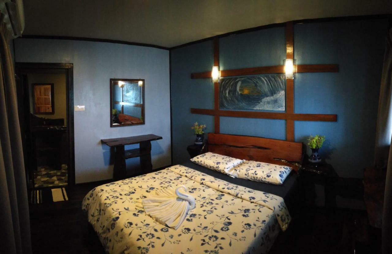 Beach House Kampung Genting ภายนอก รูปภาพ